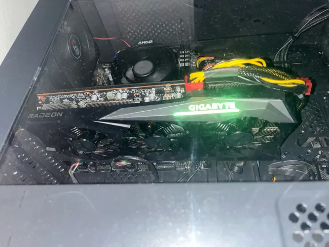 Placa de vídeo RX7600 8Gb, triplo fan