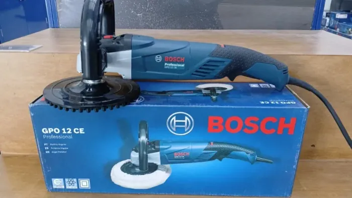 Politriz Bosch 127V 1250W/220V 1400W 6 velocidades com disco