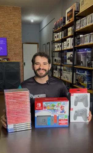 Console Nintendo Switch V2 com Mario Wonder Lacrado (Com Nota Fiscal e Garantia)