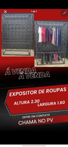 Expositor de Roupas em Aço - Resistente | Ideal para Lojas e Boutiques