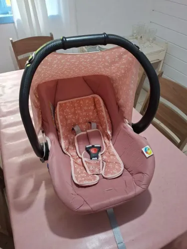 Bebê conforto Rosa Novinho