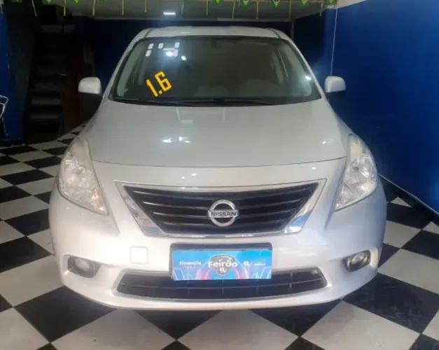 Nissan Versa SL 1.6 16V Flex Fuel 4P Mec. 2014
