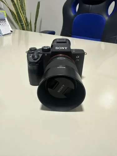? VENDE-SE ? SONY A7 III + 50MM F/1.8 Sony