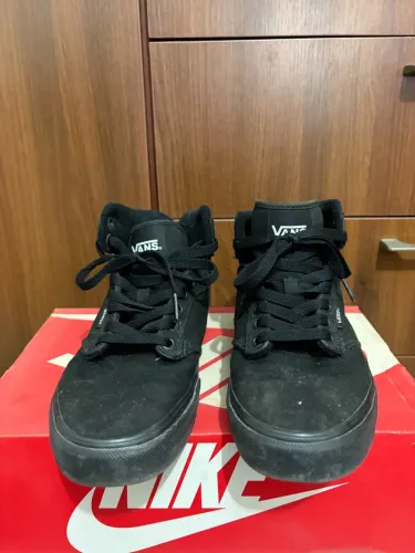 vans atwood mid