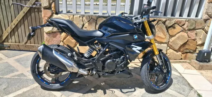 BMW G310R 2022/23 apenas 6mil km impecavel