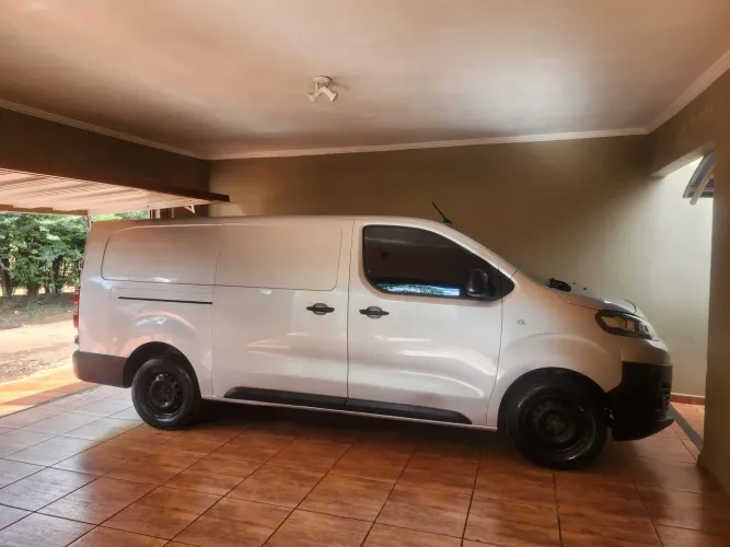 Citroen Jumpy Furgão Pack 1.6 Turbo Diesel 2022