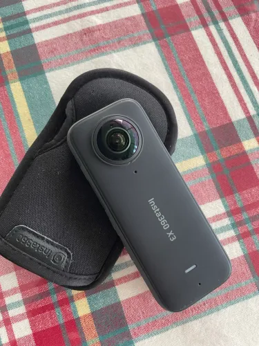Insta360 x3