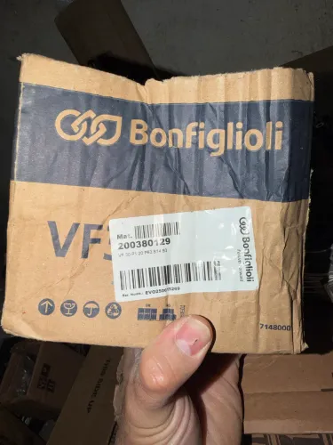 Redutor Bonfiglioli Vf30 1:15 P63 B14 B3