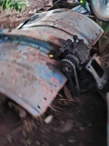 Vendo ou troco Tobata a diesel motor da branco tem e rotativa partida elétrica já