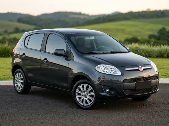 Fiat Palio Essence 1.6 Flex 16V 5P 2013