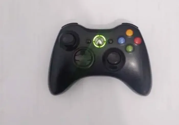 1 Controle Xbox 360 Original sem fio funcionando perfeitamente todos botões