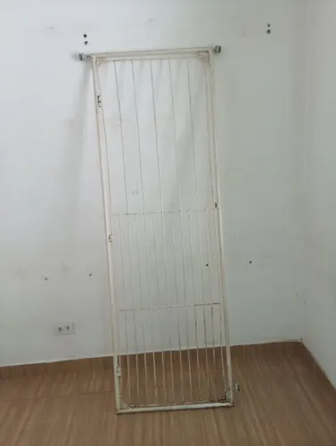 Portão de grade
