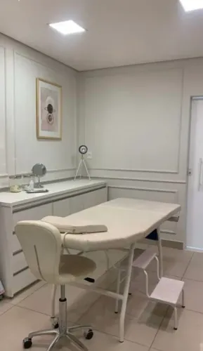 Passo ponto Clínica de Estética ( com e sem móveis) 