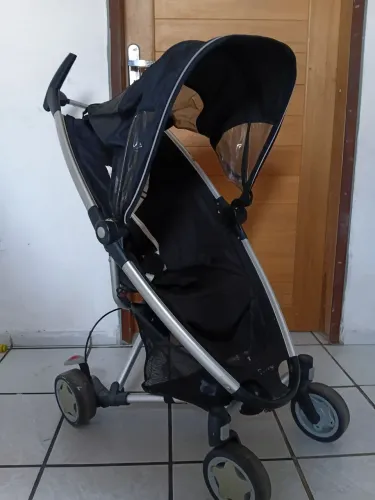 Carrinho de Bebê Quinny 4 Rodas - Todo em Alumínio - Pouco usado - Excelente Estado
