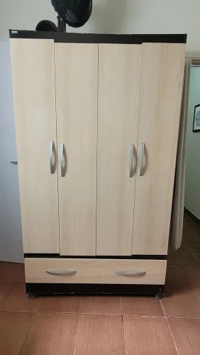 DOAÇÃO - Guarda roupa solteiro