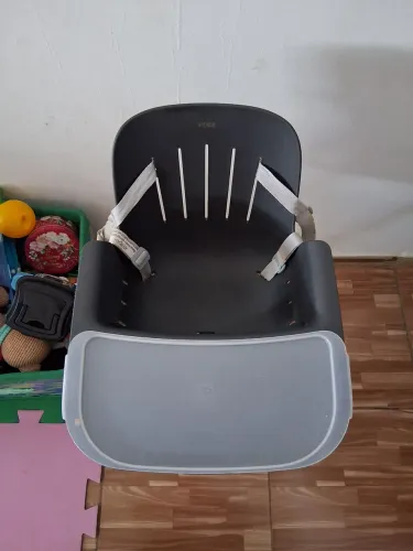 Cadeira de alimentação