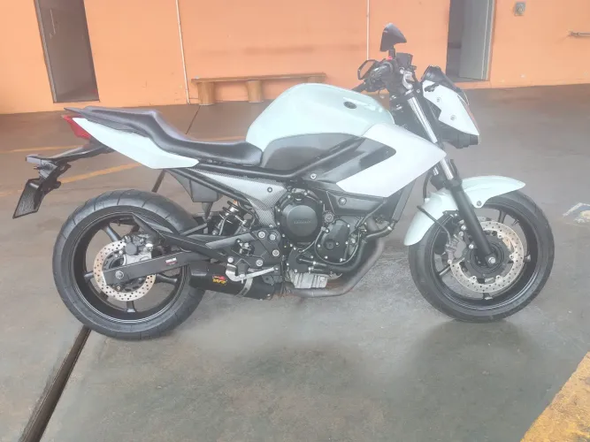 Yamaha XJ6