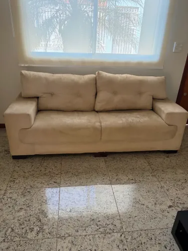 SOFÁ 3 LUGARES BEGE