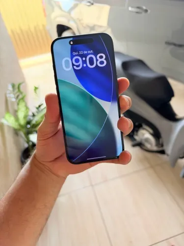 iPhone 15 Pro 128gb bateria 93% 
