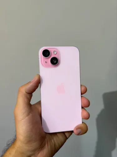iPhone 15 normal 128gb 83%