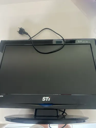 Display 19? Semp Toshiba LED