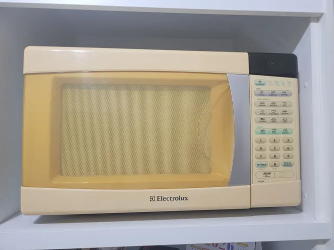 Vendo micro-ondas 28 litros