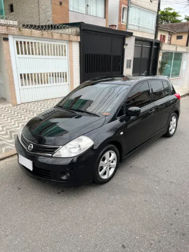 Nissan Tiida SL 1.8/1.8 Flex 16V Aut. 2012