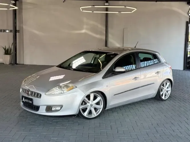 Fiat Bravo Essence 1.8 Flex 16V 5P 2011