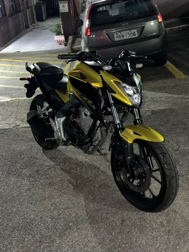 Cb Twister 300f abs