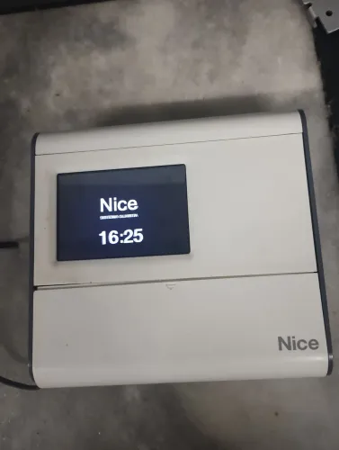 Módulo Guarita Controle De Acesso Linear Nice Mg3000 Touch