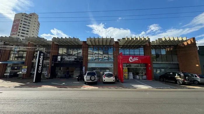 Salão Comercial de Alto Padrão no Centro de Americana-SP: 2 Salas, 2 Banheiros, 2 Vagas de