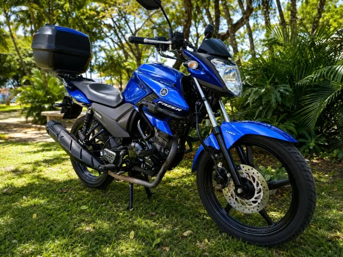 Yamaha Fazer YS 150 UBS 2023 - Azul