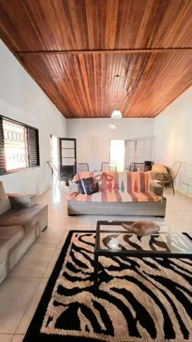 Chácara com 4 dormitórios para alugar, 2000 m² por R$ 6.000/mês - Estância São Judas Tadeu