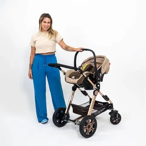 Carrinho Dobrável + Moisés + Bebê conforto