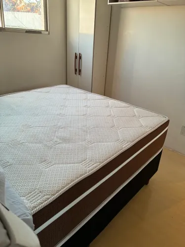 Cama box casal