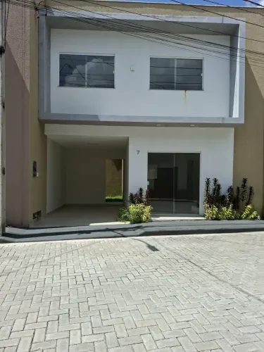 ALUGO CASA EM CONDOMÍNIO FECHADO LIKE RESIDENCE 3/4 SENDO 1 SUÍTE 200m² - ANANINDEUA