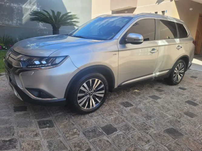 Mitsubishi Outlander HPE-S 3.0 V6 4X4 5P Aut. 2021