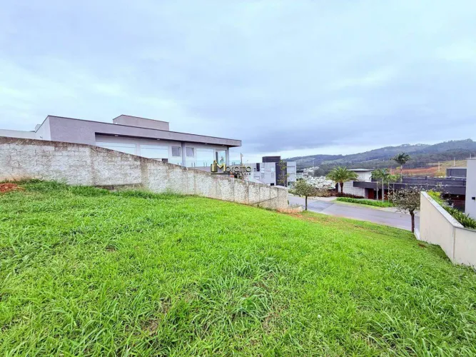 Terreno à Venda | Condomínio Vale das Águas Bragança Paulista