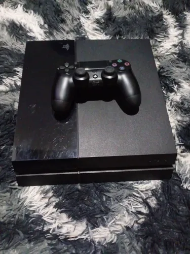 Playstation 4 FAT + 5 JOGOS 
