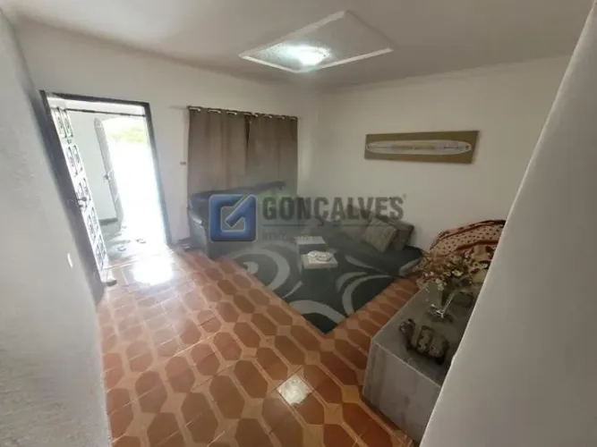 Casa à venda em Vila Luzita, Santo André - 2 quartos, 4 vagas