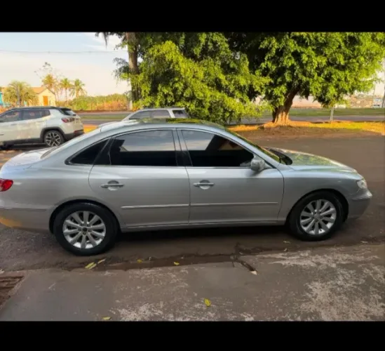 Hyundai Azera GLS 3.3 V6 24V 4P Aut. 2010