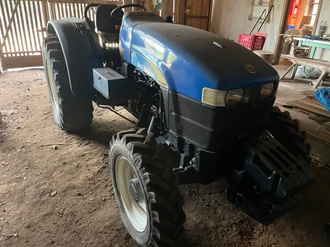 Trator new holland 3880 4x4