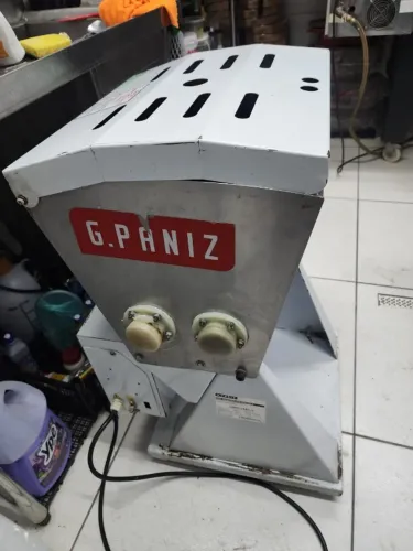 Masseira Basculante 25 kg AM-25 220v Gpaniz G.Paniz