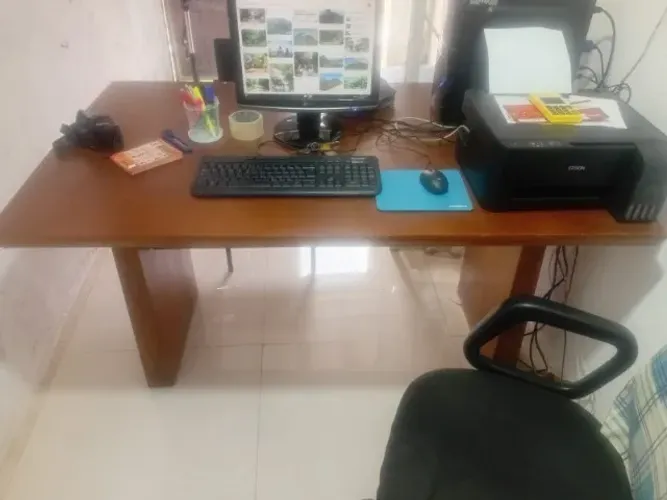 Mesa escritório / copa / serviço