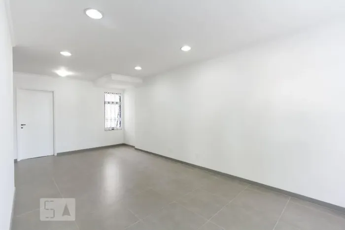 Casa à Venda - Vila Olímpia, 3 Quartos, 400 m2