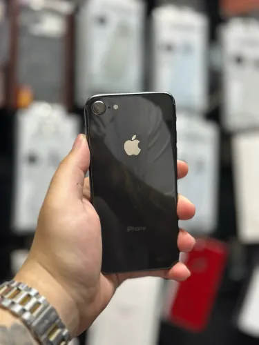 iPhone 8 64GB