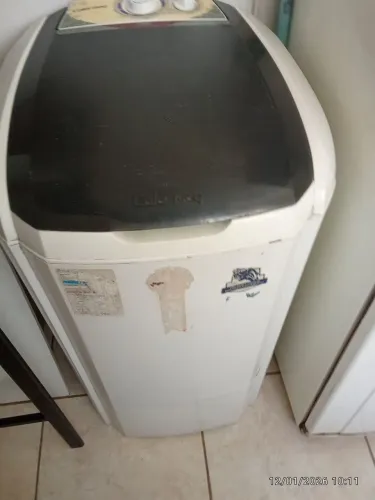 Tanquinho de lavar roupa 