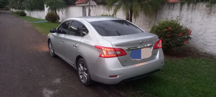 Nissan Sentra Unique 2.0 Flex Fuel 16V Aut. 2016