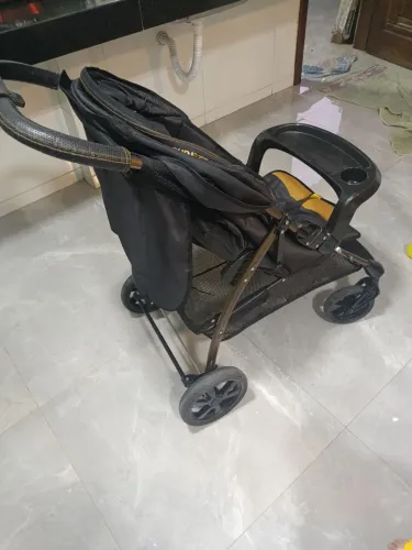 Carrinho de bebê Galzerano - não reversível