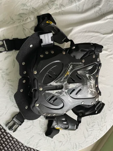 Colete para motocross ASW